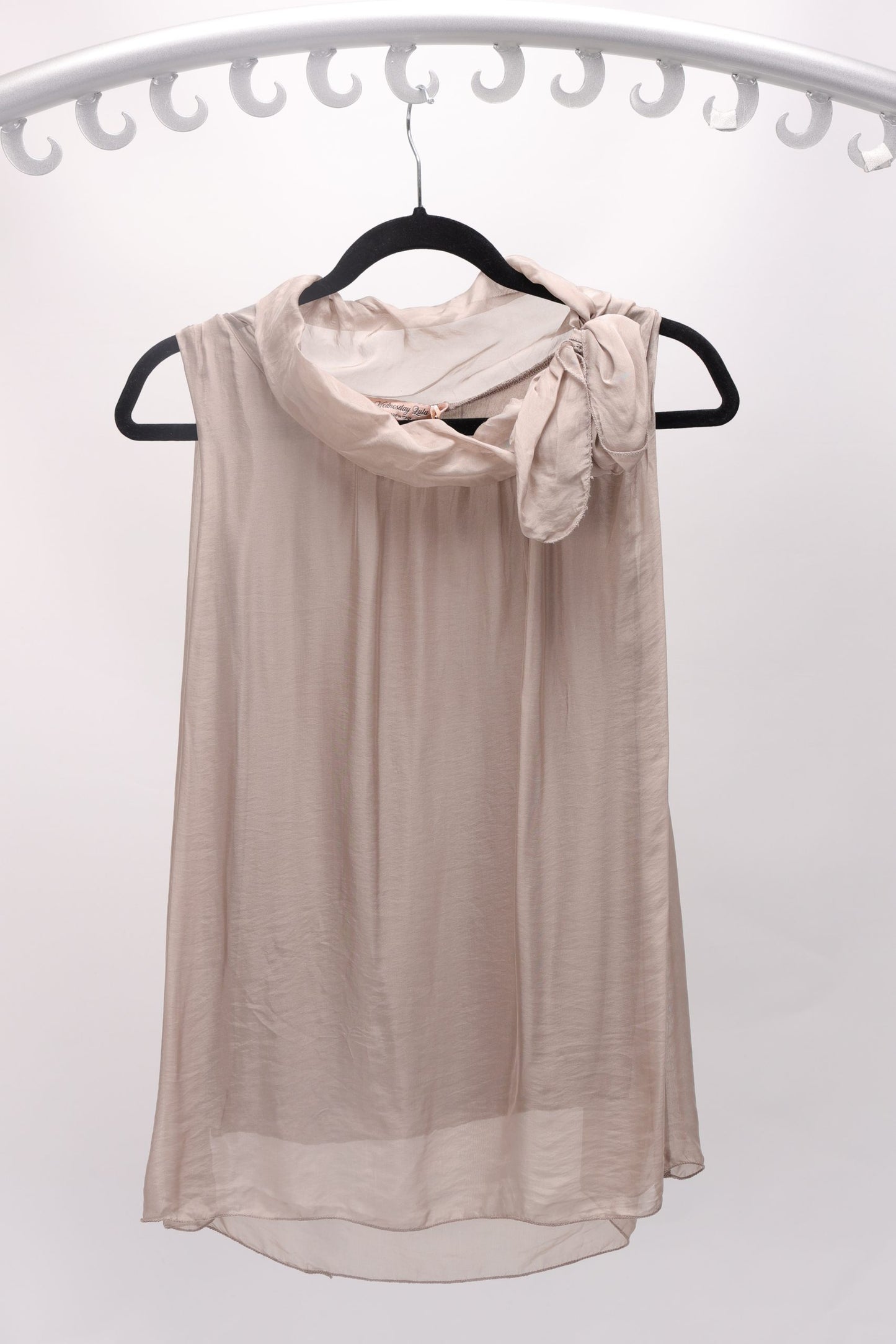 SILK SLEEVELESS TOP