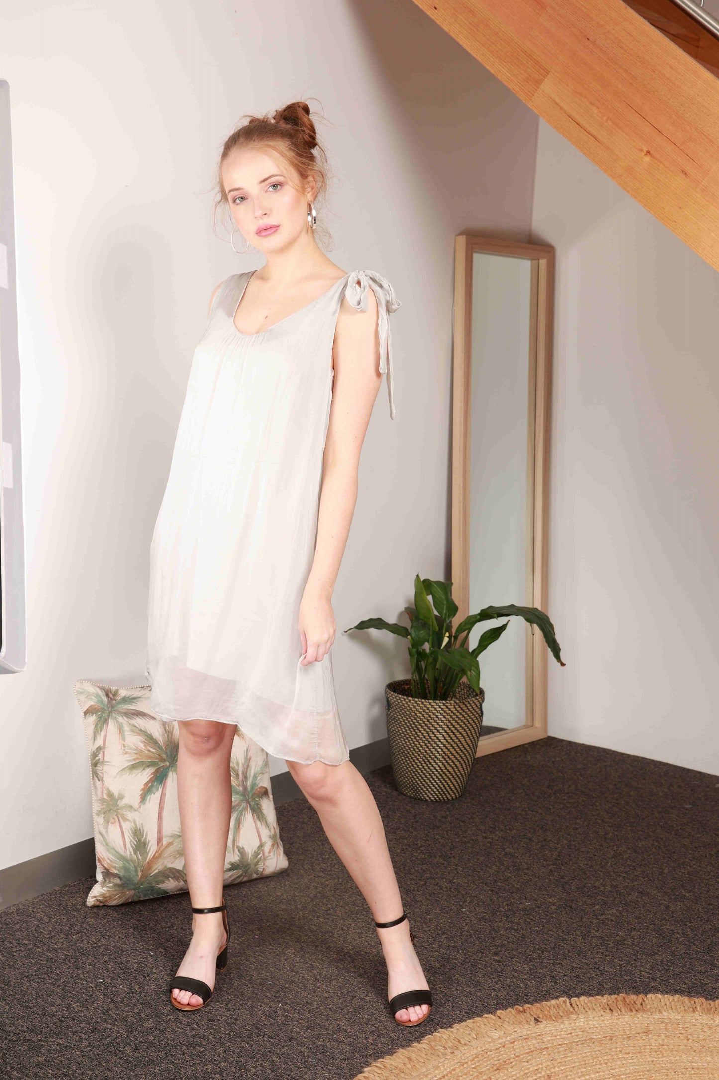 LONG SILK TOP